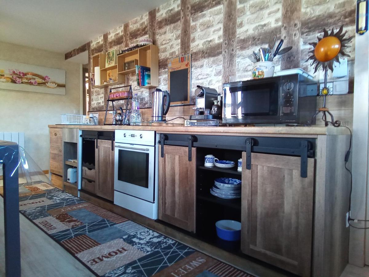 Logement De Charme Coinches ภายนอก รูปภาพ